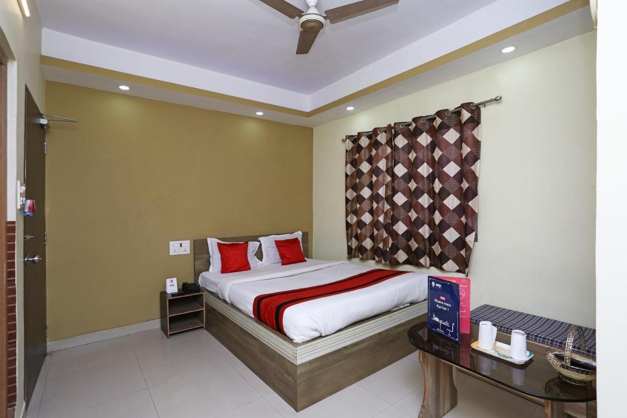 Hotel O Pratiksha Guest House Calcutta Buitenkant foto