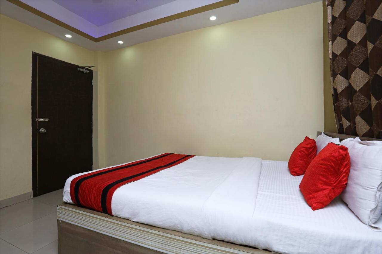 Hotel O Pratiksha Guest House Calcutta Buitenkant foto